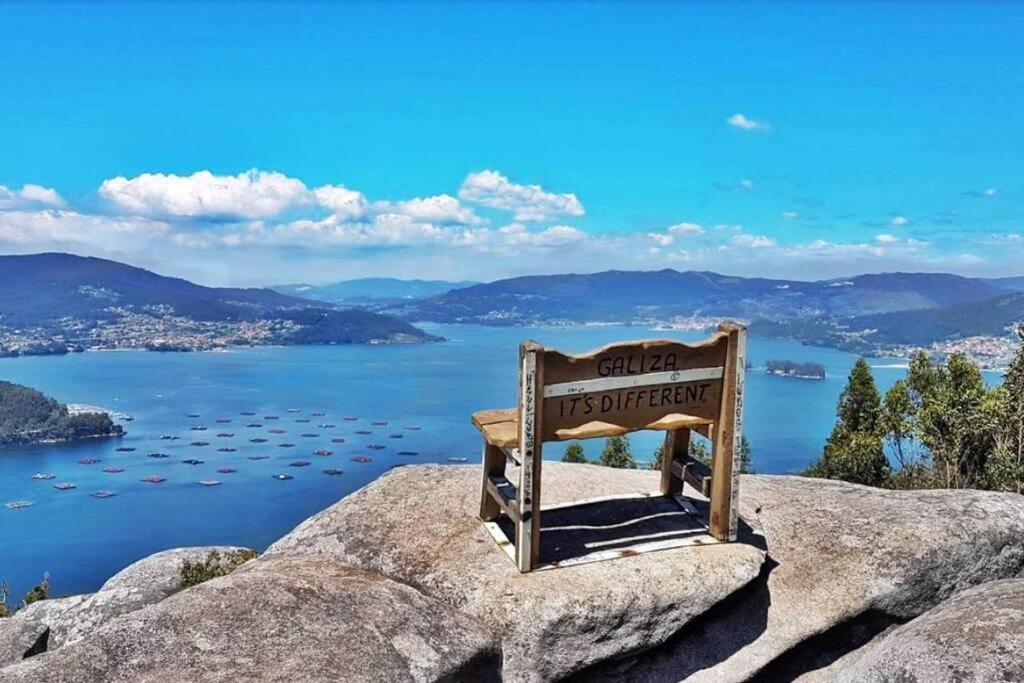 Espacioso Piso Con Garaje Cerca Del Centro De Vigo Luaran gambar